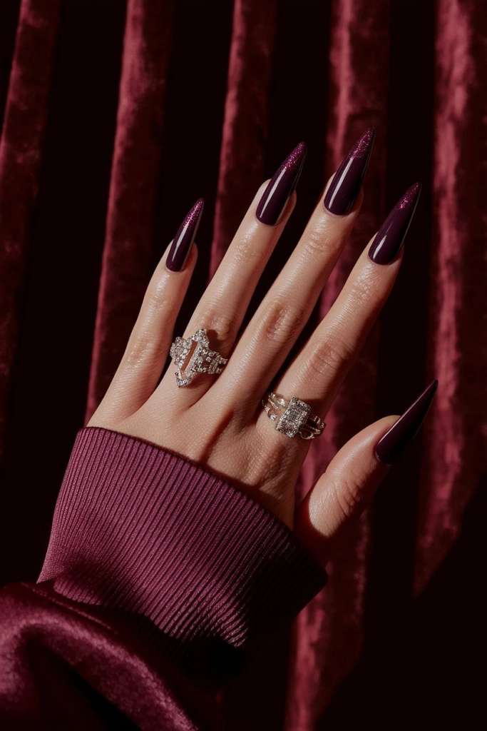 29_Trendy_Nails_Purple