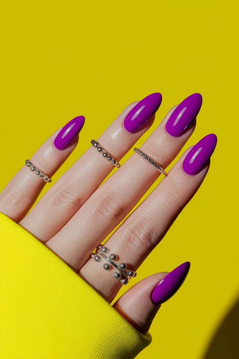 Purple_Nails_Bright