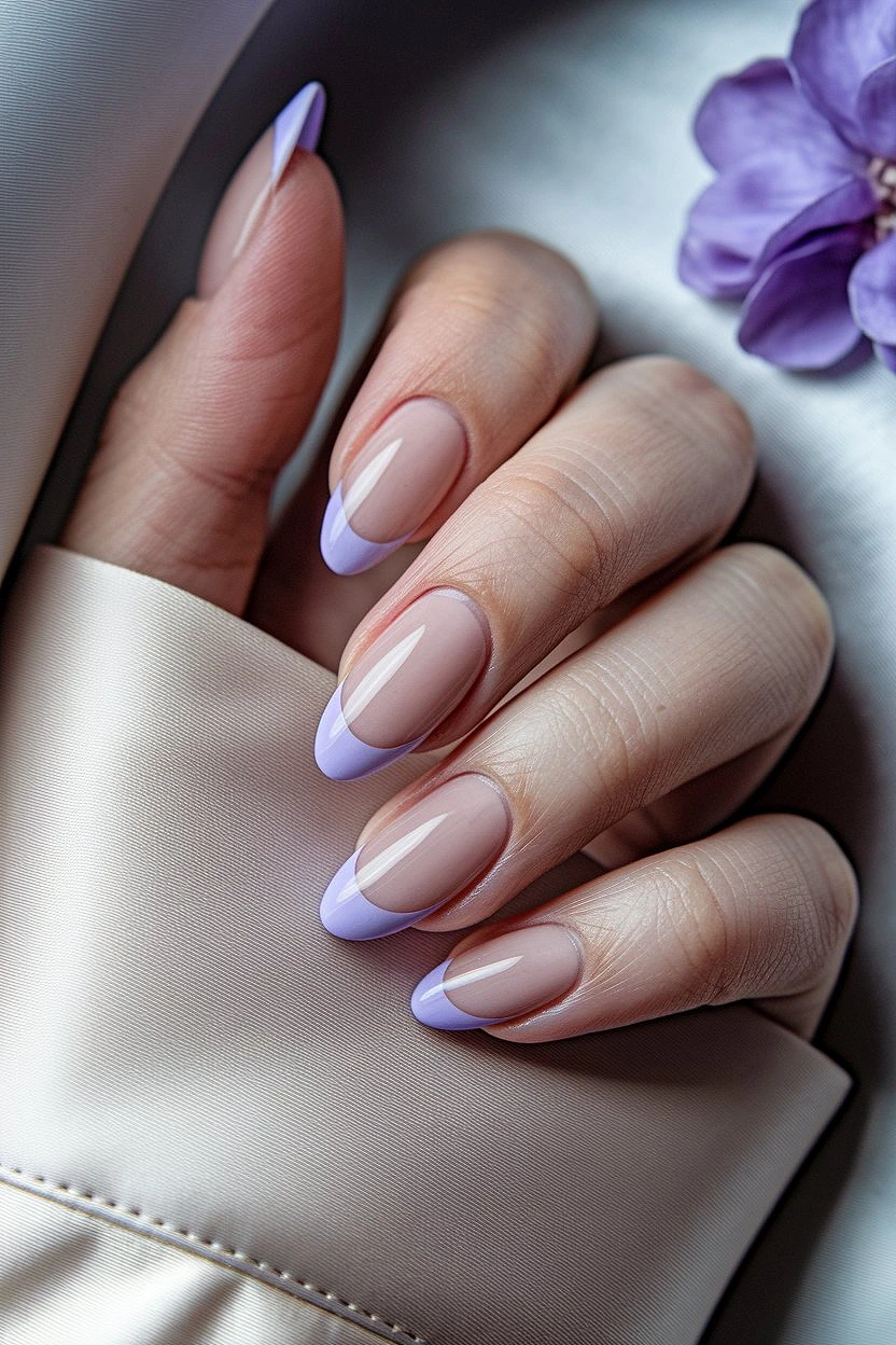 Light_Purple_Acrylic_Nails_French_Tip